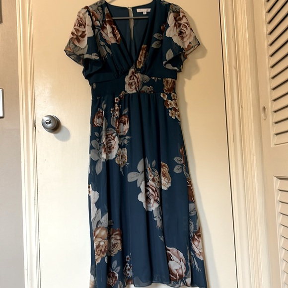 Baltic Born Floral Midi Dress - Picture 7 of 9